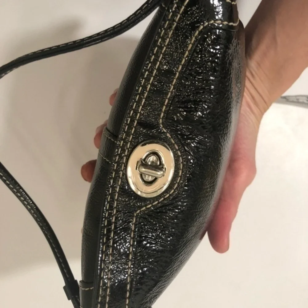 Coach vintage y2k black patent leather mini wristlet bag